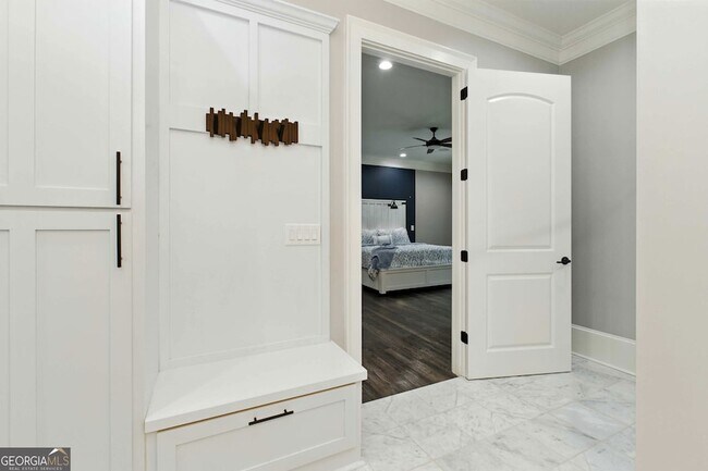 Building Photo - 6225 Random Winds Bluff