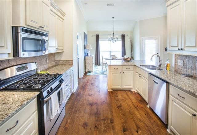 Building Photo - 109 Runner's Way