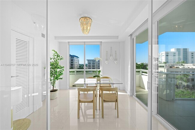 Building Photo - 1150 102nd St