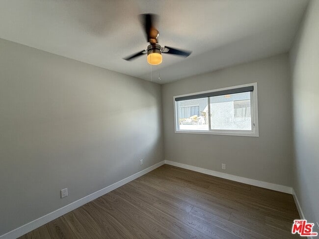 Building Photo - 1505 Cochran Ave