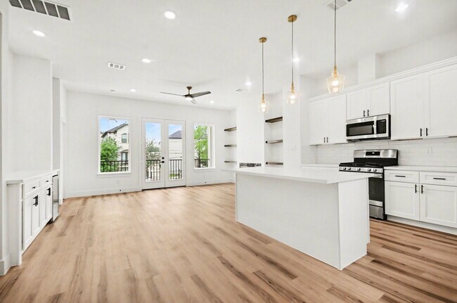 Building Photo - 119 Milby St