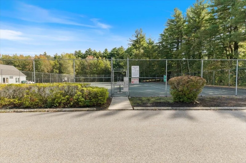 Building Photo - 504 Springbrook Cir