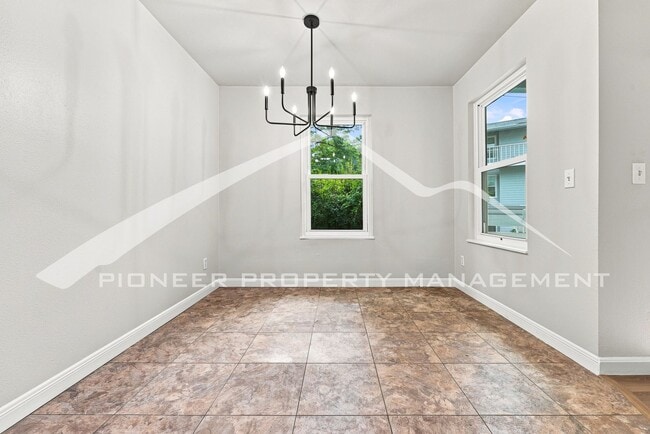 Building Photo - 3141 S Tamarac Dr