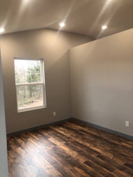 Building Photo - 16889 Digby Dr