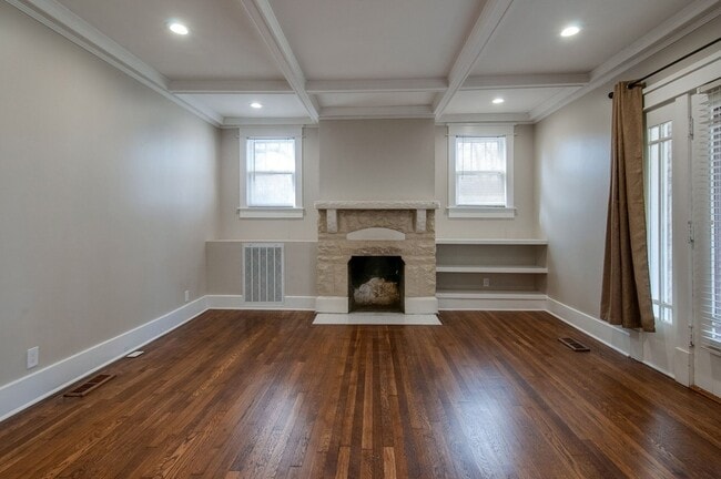 Building Photo - 3735 Central Ave