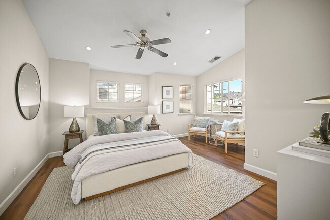 Building Photo - Bright and Spacious, 2BD/2.5BA, Two-Story Condo in Oak Creek in San Ramon- Available NOW!