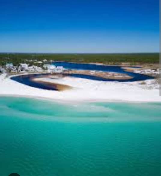 Building Photo - 29 Lighthouse Pointe Blvd