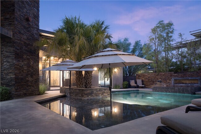 Building Photo - 17 Soaring Bird Ct