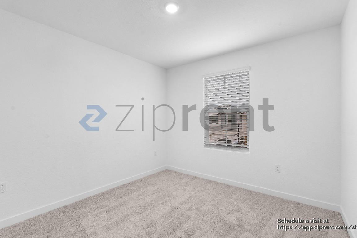 Building Photo - 8495 Anker Wy