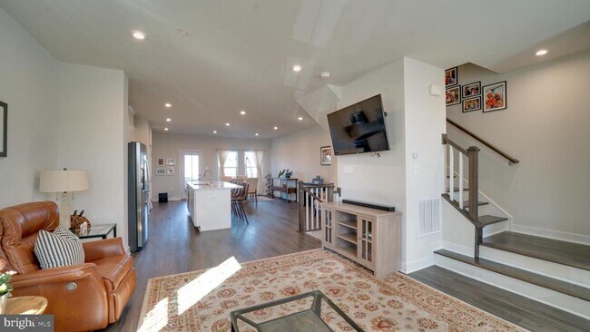 Building Photo - 2630 Jetstream Rd