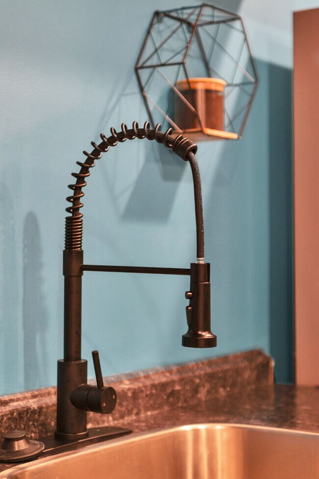 Building Photo - 5213 D St SE