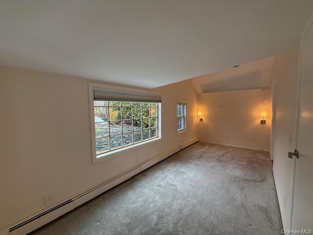 Building Photo - 35 Youngs Hill Rd