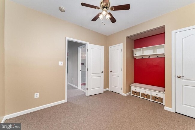 Building Photo - 4203 Talon Dr