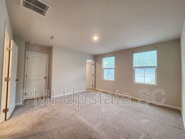 Building Photo - 236 Lily Park Way