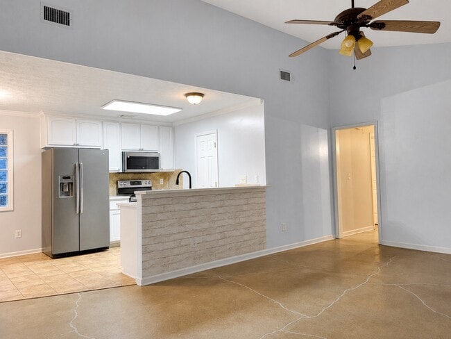 Building Photo - 1248 Westfield Ln