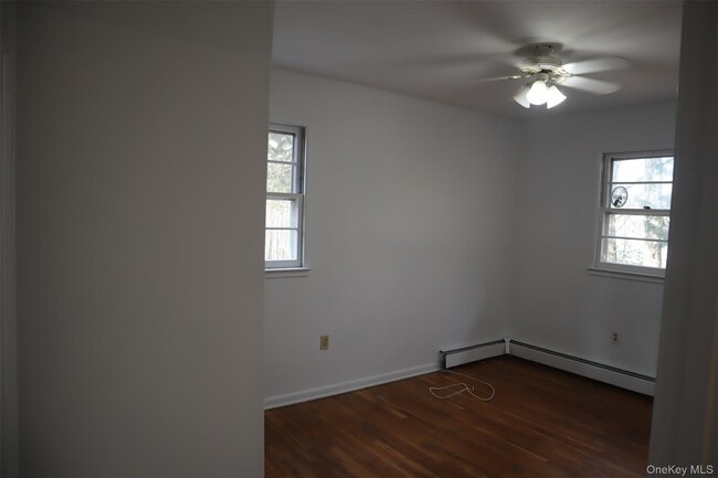 Building Photo - 1432 E Mombasha Rd