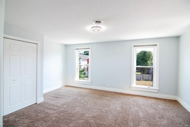 Building Photo - 612 Lavina St