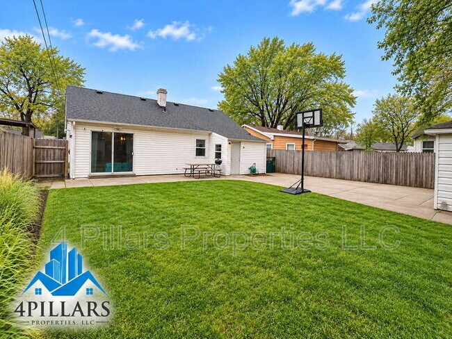 Building Photo - 7743 Delmar Ave