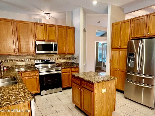 Building Photo - 3037 Captiva Bluff Cir