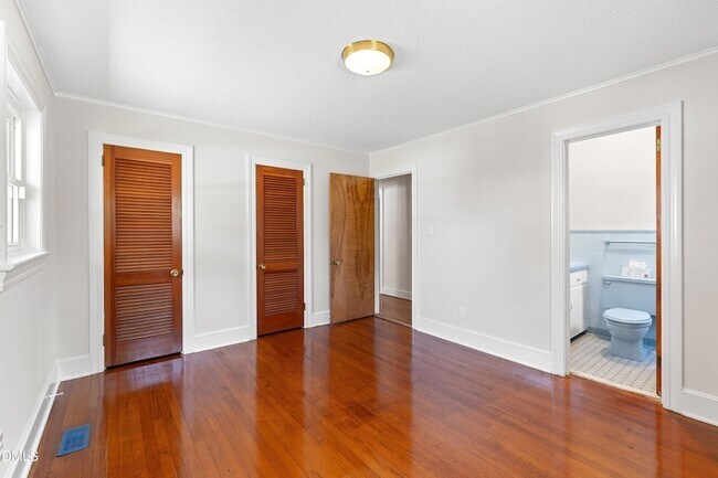 Building Photo - 1114 S 2nd St