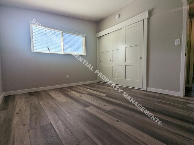 Building Photo - ***$250 MOVE-IN INCENTIVE*** Renovated 3-B...