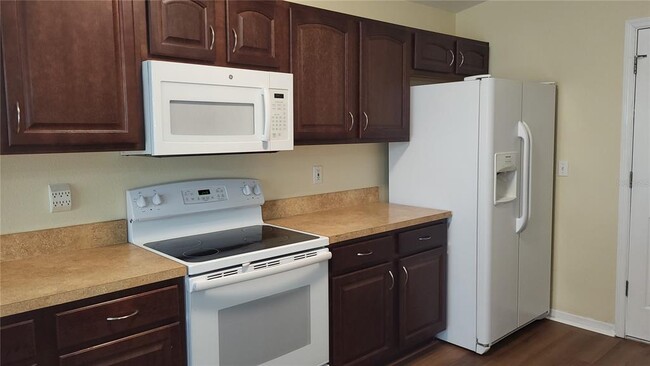 Building Photo - 37146 Highland Bluff Cir