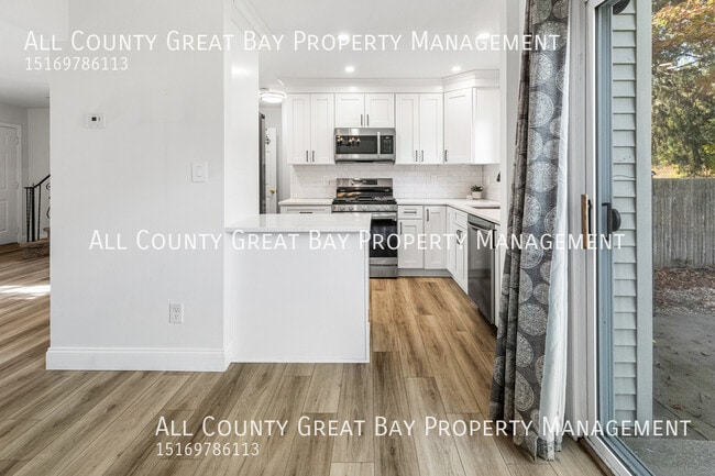 Building Photo - 921 Church St