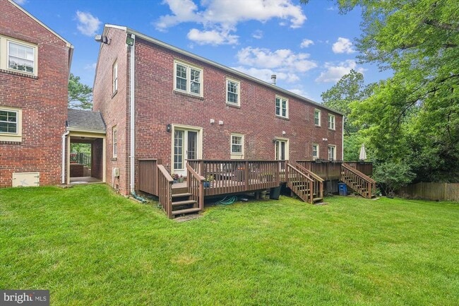 Building Photo - 6672 Hillandale Rd