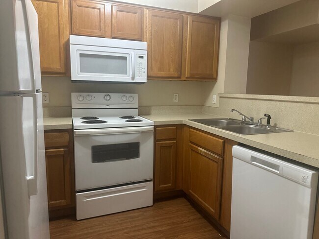 Building Photo - Affordable 1 Bedroom 1 Bathroom Condo with Loft