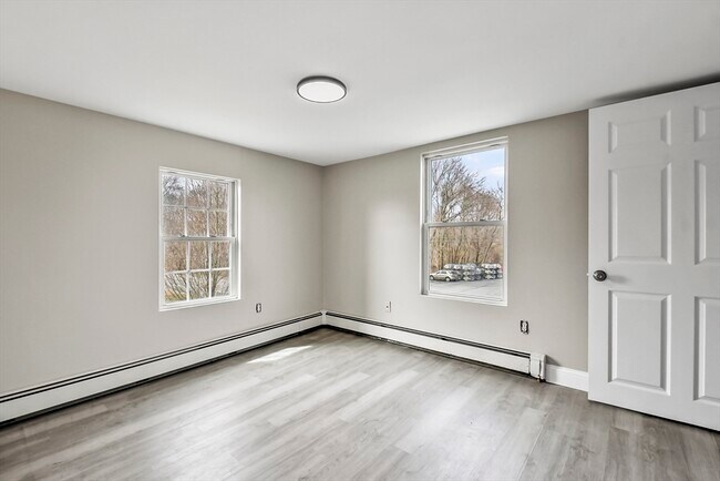 Building Photo - 515 Winthrop St