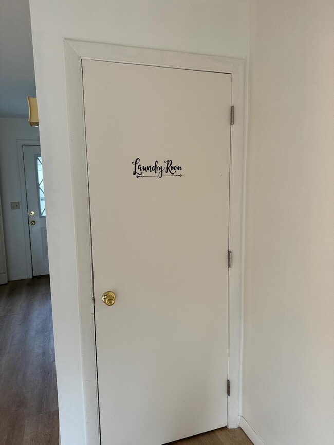 Building Photo - 170 E Hadley Rd