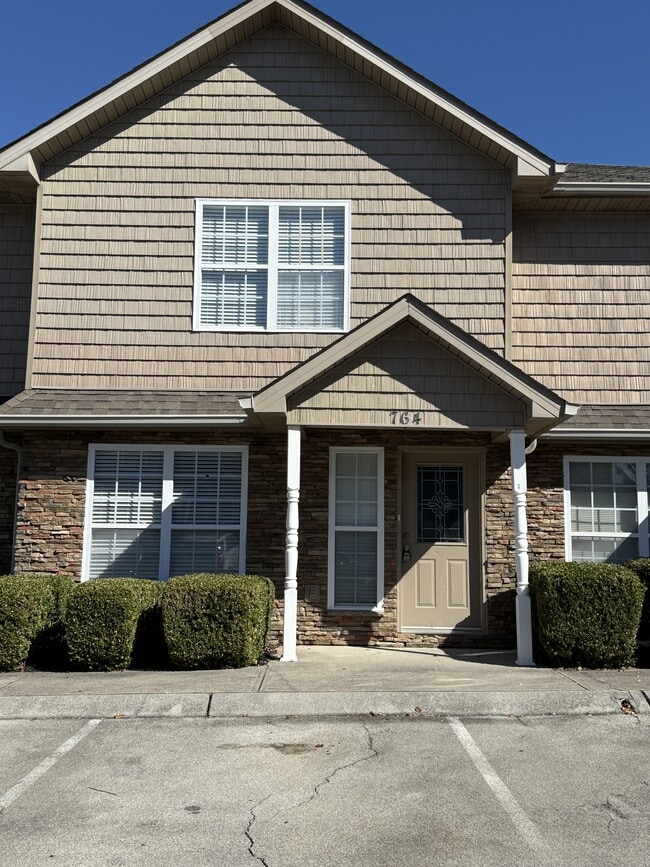 Building Photo - 764 Casey Ln