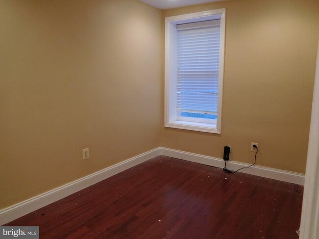 Building Photo - 1318 W St NW