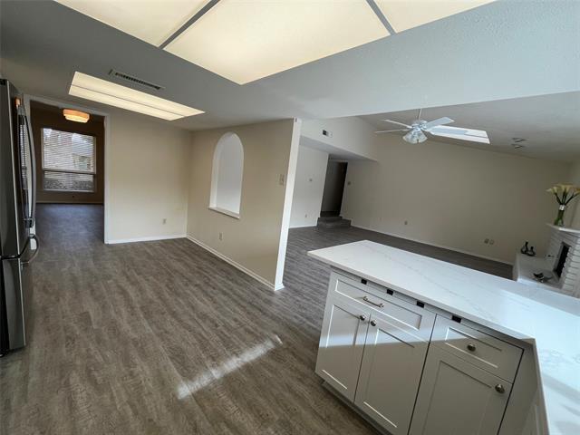 Building Photo - 6646 Hillwood Ln