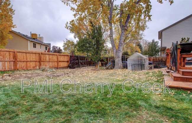 Building Photo - 11847 W Berry Ave