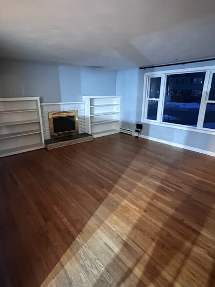 Building Photo - 73 Shawn Dr