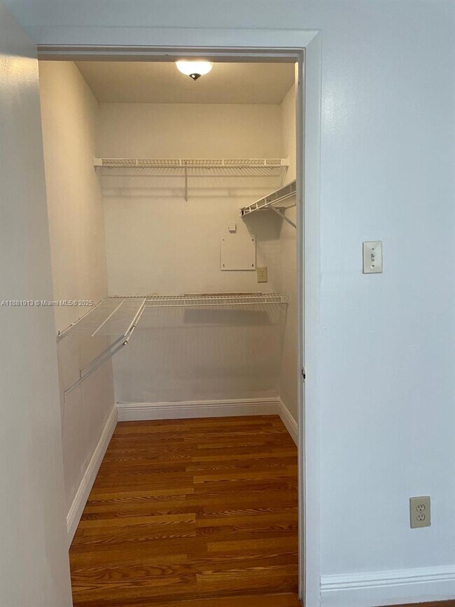 Building Photo - 15315 SW 106th Terrace