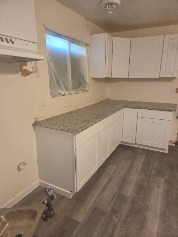 Building Photo - 1102 L St