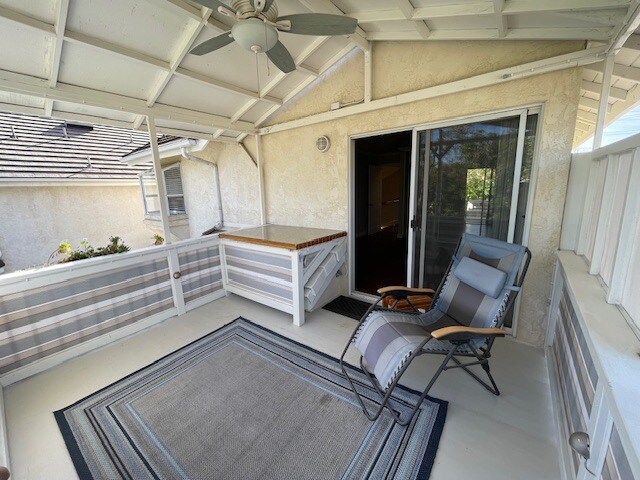 Balcony off master bedroom - 10545 Kemerton Rd