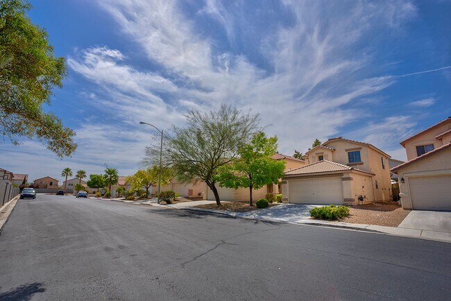 Building Photo - Status: Accepting Applications