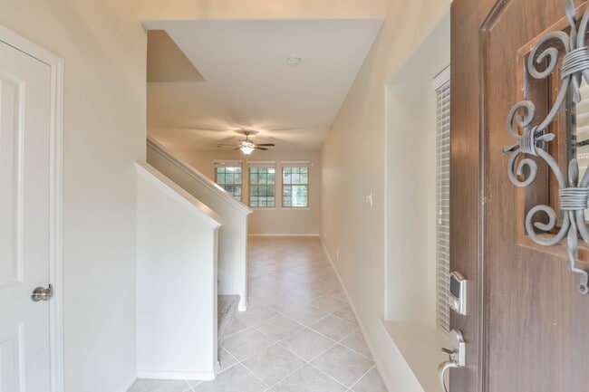 Building Photo - 16131 Beachside Pl