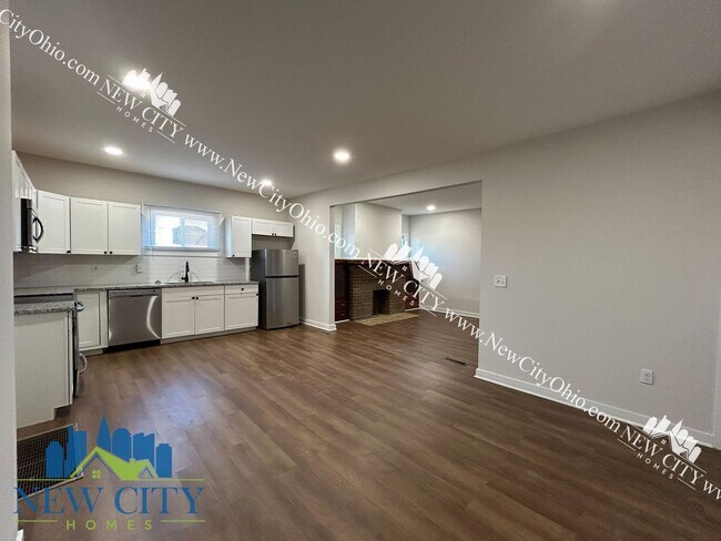 Building Photo - 1390-1392 Sullivant Ave, Columbus OH 43223