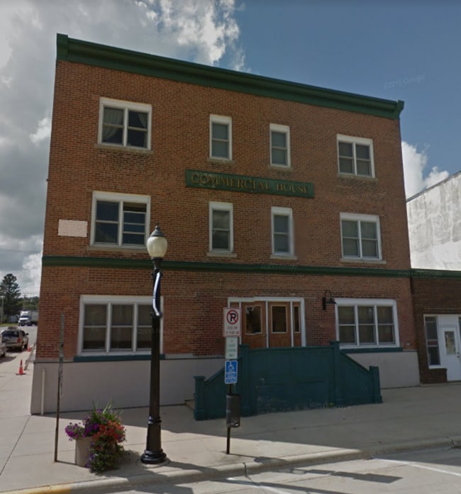 Primary Photo - 146 S Broadway Ave