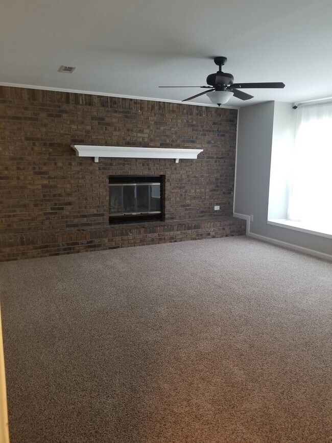 Building Photo - Gateway Subdivision, Enterprise, AL