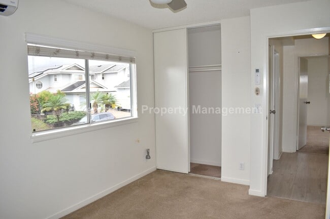 Building Photo - Waikele 4 bedroom, 3 bath home w/ enclosed garage