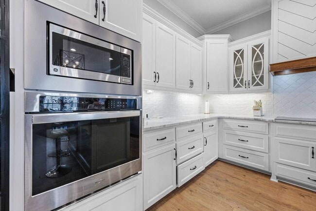 Building Photo - 4953 Hatfield Cir
