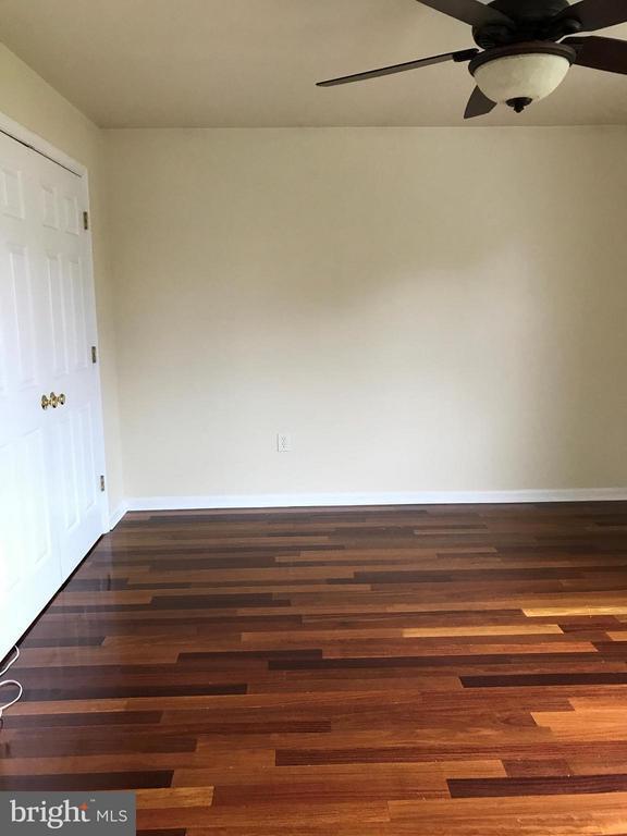 Building Photo - 2022 S Glebe Rd