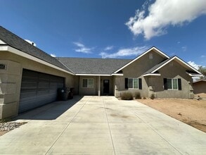Building Photo - 58064 Bonanza Dr
