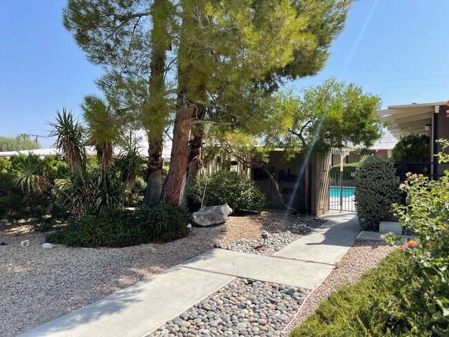 Building Photo - 45900 Ocotillo Dr