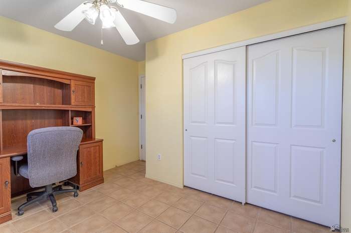 Building Photo - 11241 E 37th Ln